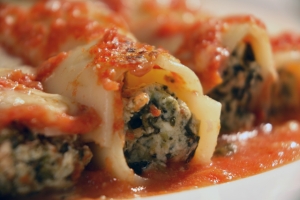 Cannelloni (Spinach & Ricotta)