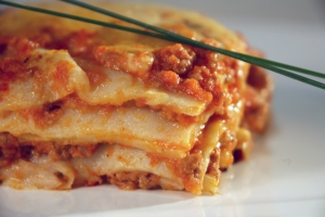 Lasagna (the way that Mama makes)